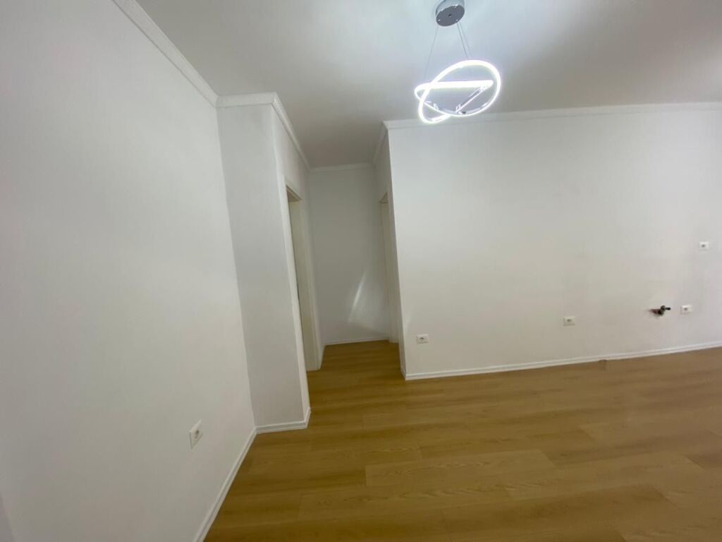 Apartament 2+1 per shitje Fresk !
