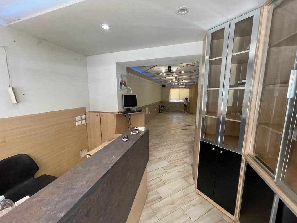 Business premises for rent at the former Last Station of Tirana, Vasil Shanto, Selite Villas Block.