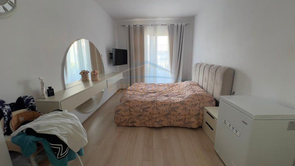 Shitet, Apartament 2+1, Kamëz, Tiranë.