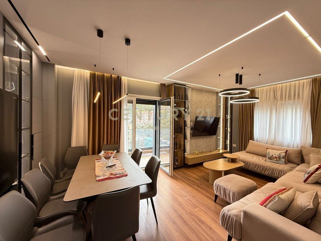2+1+2 Apartment for Rent – ​​Kodra e Diellit, Tirana