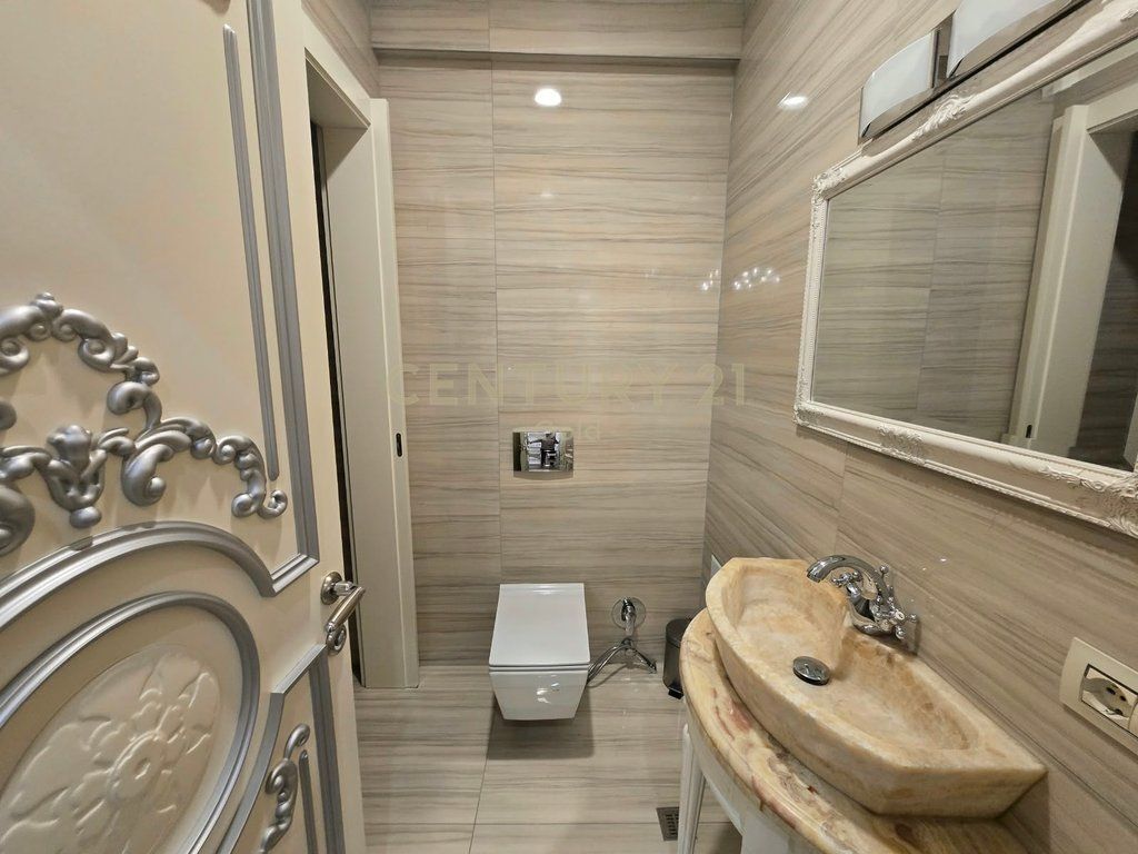 Unique Penthouse + 2 Parking Spaces for Sale at Selvia, Dibra Street!