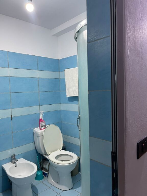 Qera | Shtëpi private 1 + 1 | Rruga Ali Demi | 400 €/muaj