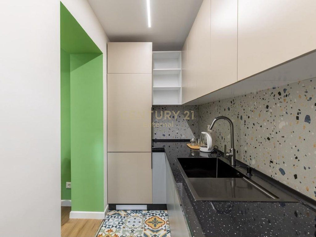 Appartamento 2+1 in Affitto in Via Kavaja, Tirana - 880€ | 80.4 m²