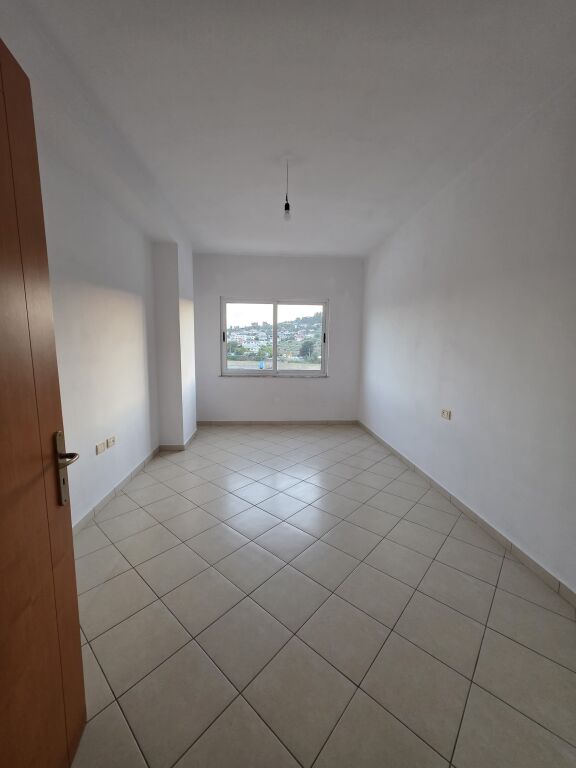 In vendita 2+1 ad Astir per 165.000 €