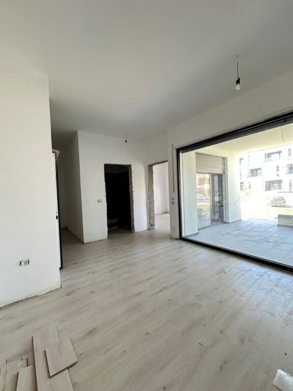 APARTAMENT 1+1+OBORR PER SHITJE NE TORQUISE MARINA, HAMALLAJ