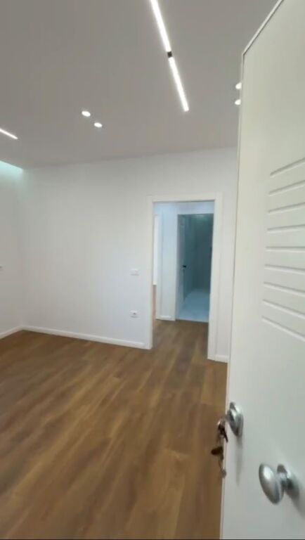 Apartment 1+1 for sale, 21 Dhjetori