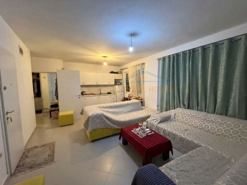 Shitet , Apartament 1+1 , Kooshti Botanik , Tirane