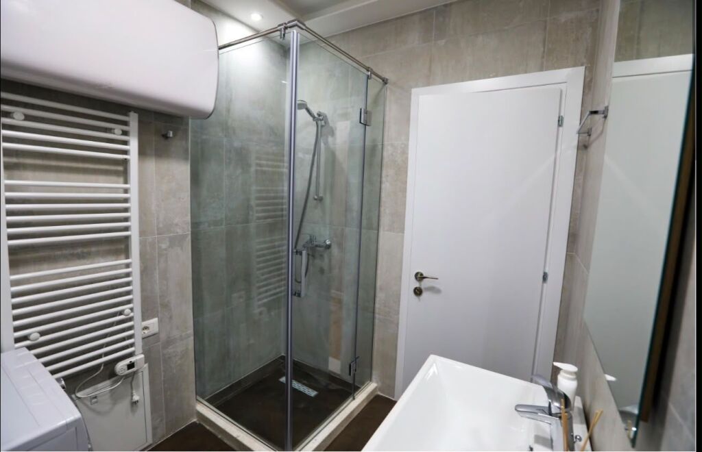 🏡 AFFITTO Appartamento 2+1 Con 2 Bagni 📍 Centro, Vicino a Toptani ✨