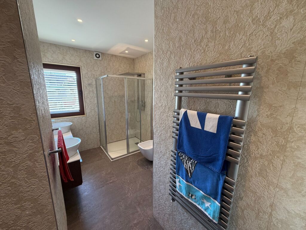 ✨ Apartament 2+1+2 me qira 📍 pranë Kopshtit Zoologjik! ✨