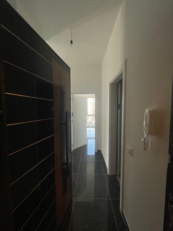 Shitet Apartament 1+1 – Altura Trade Center