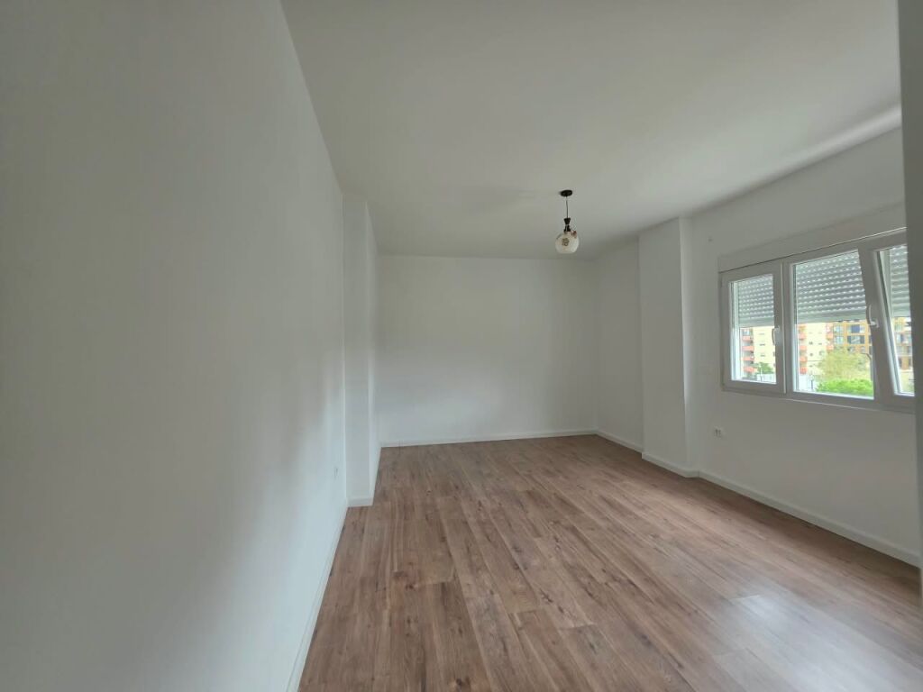 Apartament 2+1+2 ne shitje, Rruga Karl Gega !
