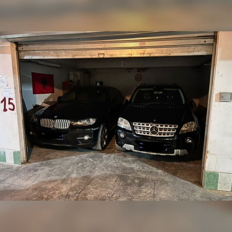 Apartment 3+1+2 parking spaces for rent/Komuna Parisit