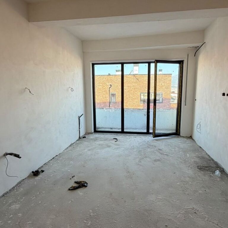 🏡 SHITET TRIPLEKS + 2 POSTE PARKIMI | KODRA E DIELLIT 2 ✨