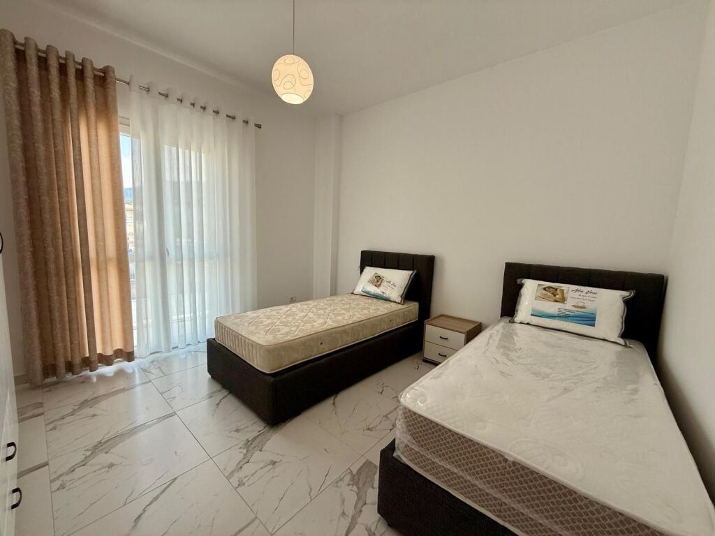 Rent | Shtëpi private 2 + 1 | Mullet | 500 €/month