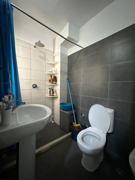 A Fusha e Ali Demit, appartamento 1+1+giardino in vendita, arredato, 11.500.000 lek