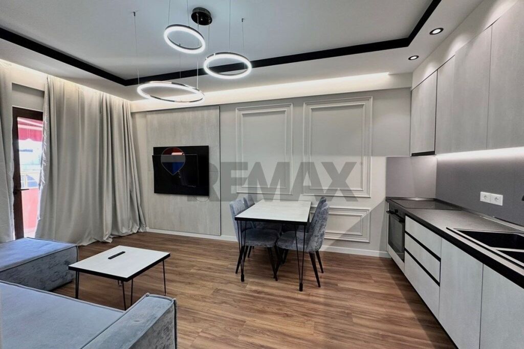 Apartament per shitje 1+1 te Komuna e Parisit