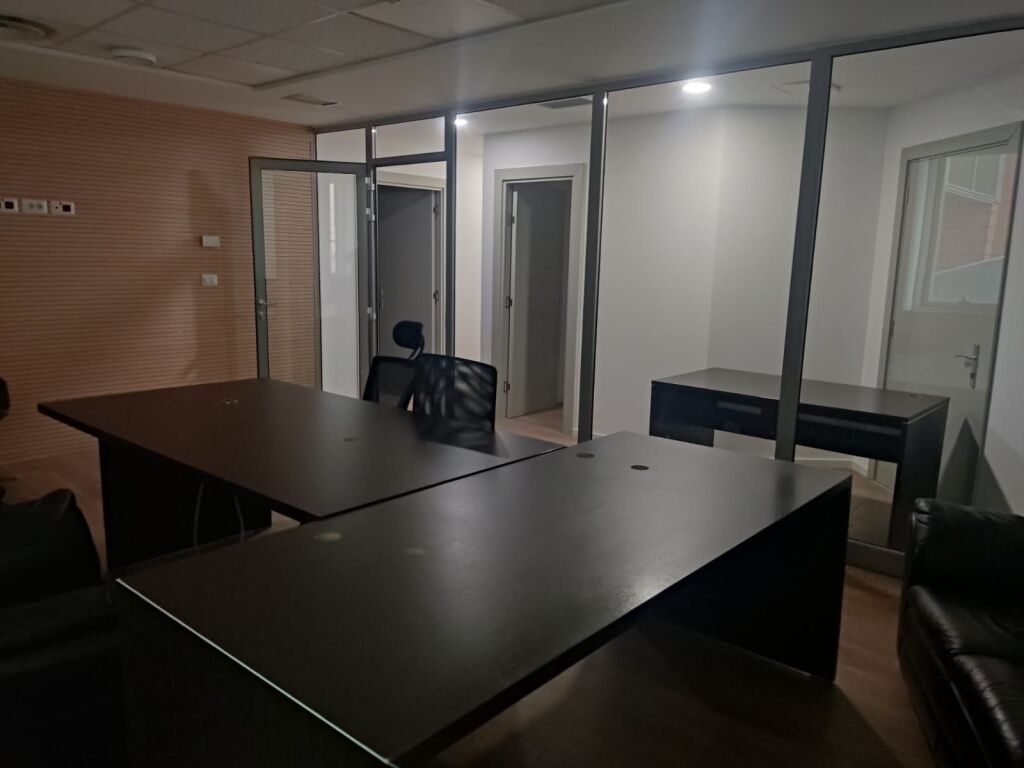 Locale commerciale in affitto in Via Elbasan. ID 5738