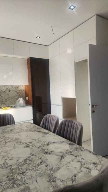 Apartment 2+1 for rent in Kamez