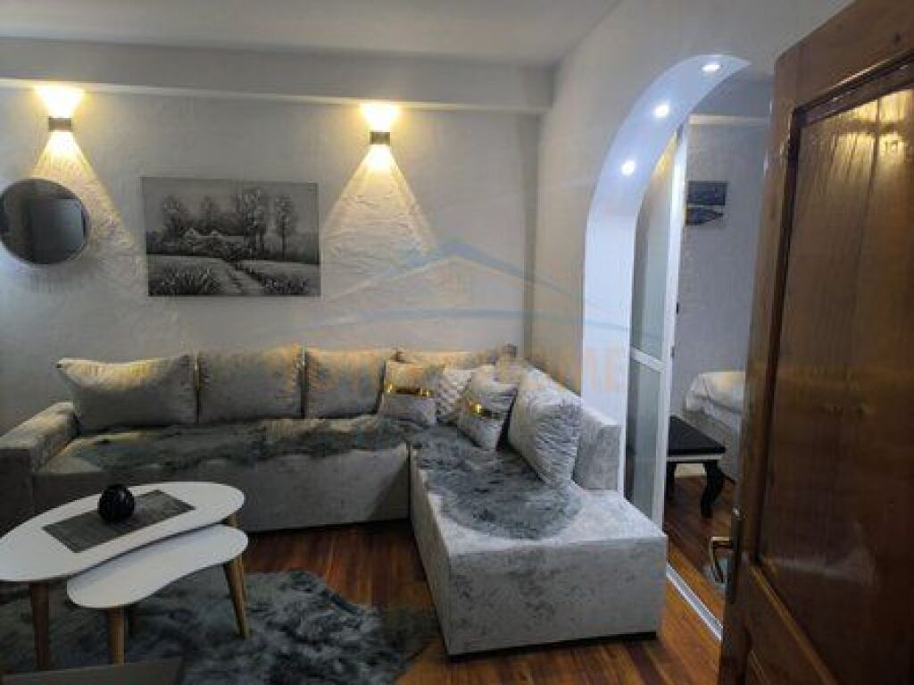 Qera, Apartament 2+1, Kalaja e Tiranës, Tiranë.