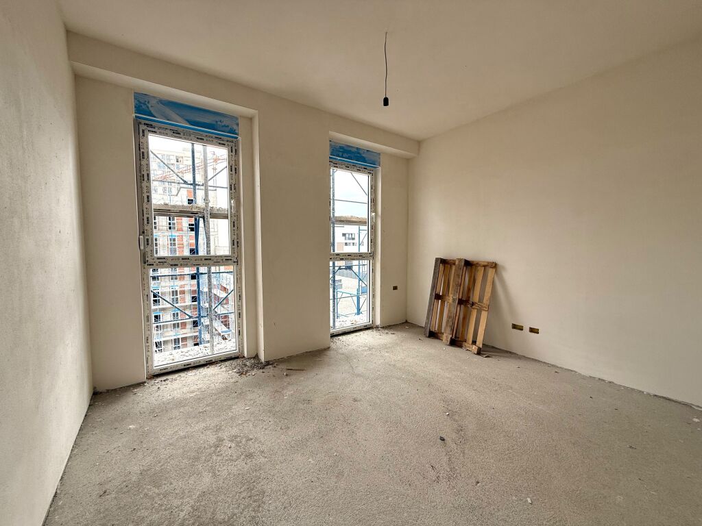 Apartament ne shitje 3+1 tek Bulevardi i Ri!
