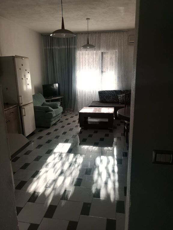 Appartamento 1+1 in affitto in via Dritan Hoxha /Unizkm 35.000 leke