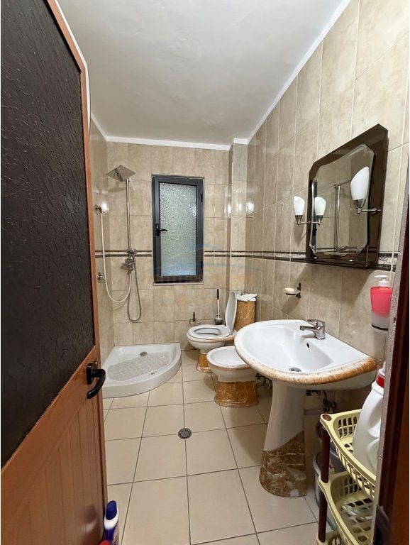 Affitto, Appartamento 2+1, Oxhaku, Tirane.