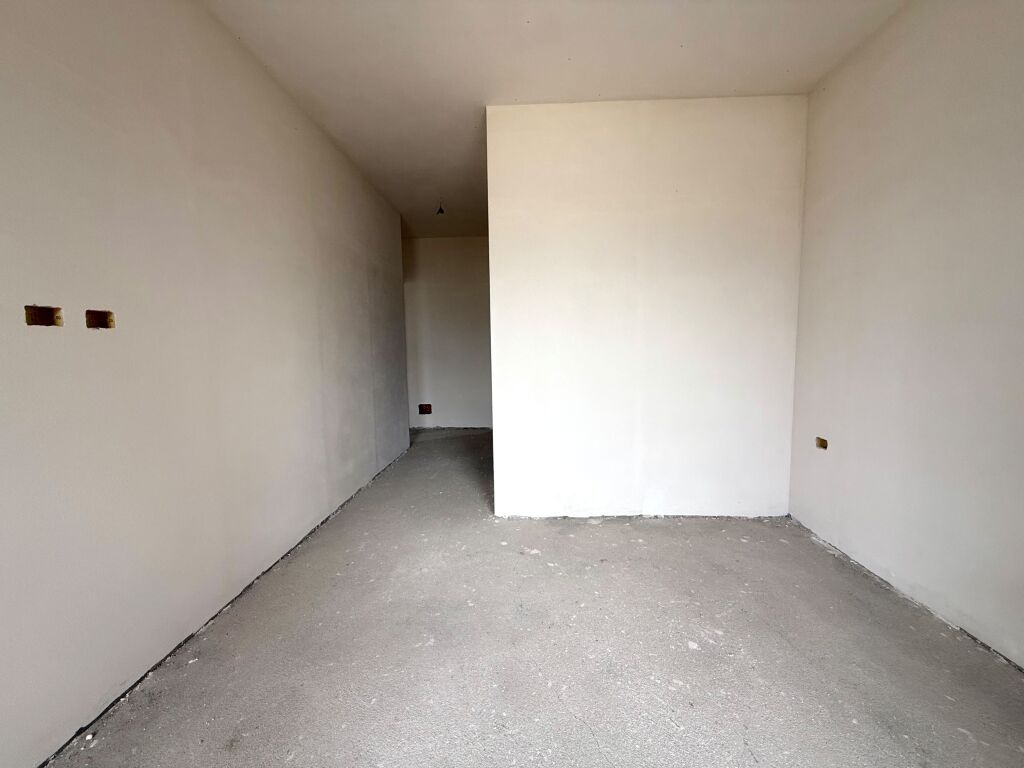 Apartament ne shitje 3+1 tek Bulevardi i Ri!
