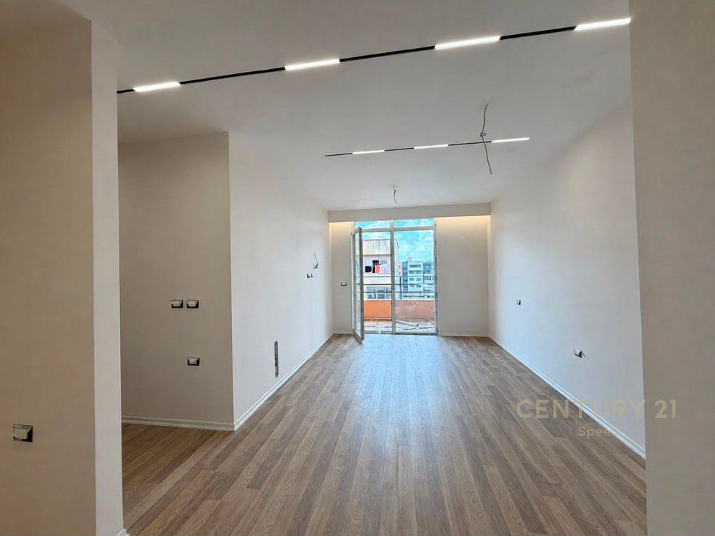 Apartament 2+1 për shitje në Astir!