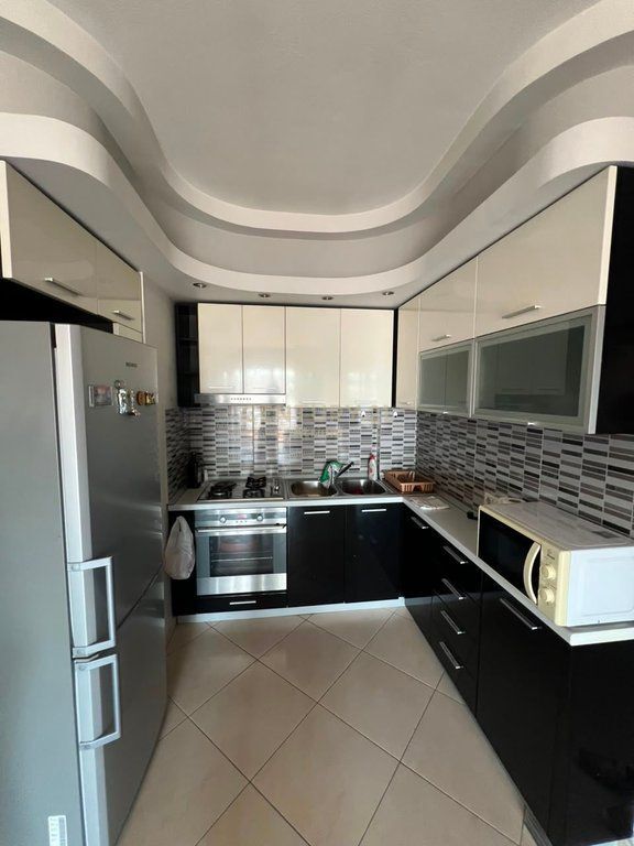 Apartament 2+1+2 per shitje te Materniteti I Ri