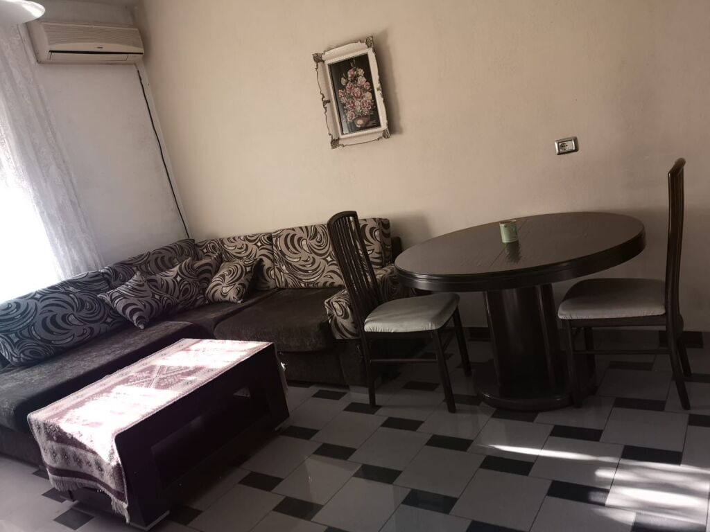 Appartamento 1+1 in affitto in via Dritan Hoxha /Unizkm 35.000 leke