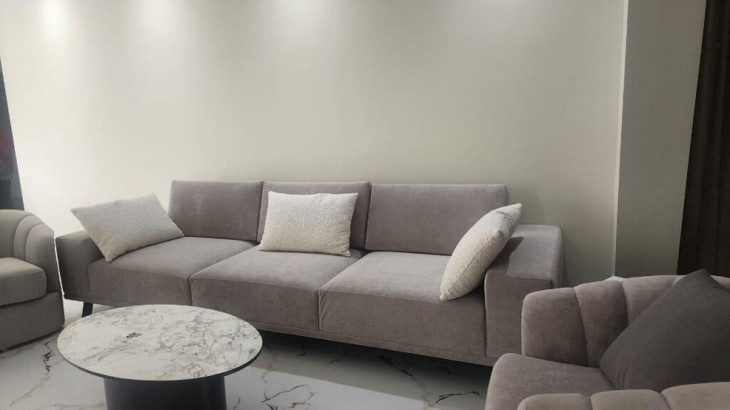 Apartment 2+1 for rent in Kamez