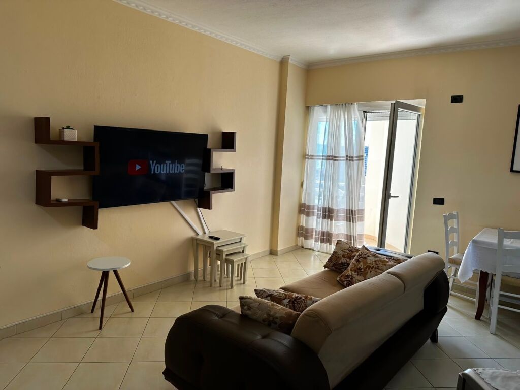 Apartament 1+1 me qera