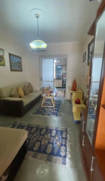 Jepet Me Qera Apartament 1+1+1 Ballkon
