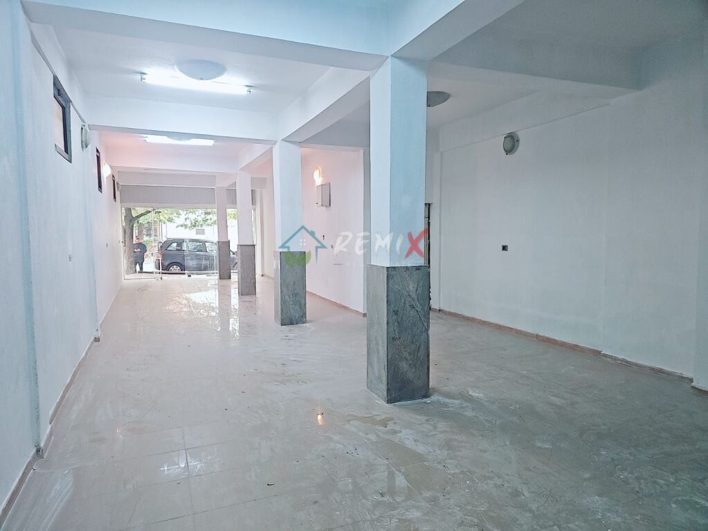 🏢 AMBIENT BIZNESI ME QIRA – RR. MUJO ULQINAKU, DURRËS