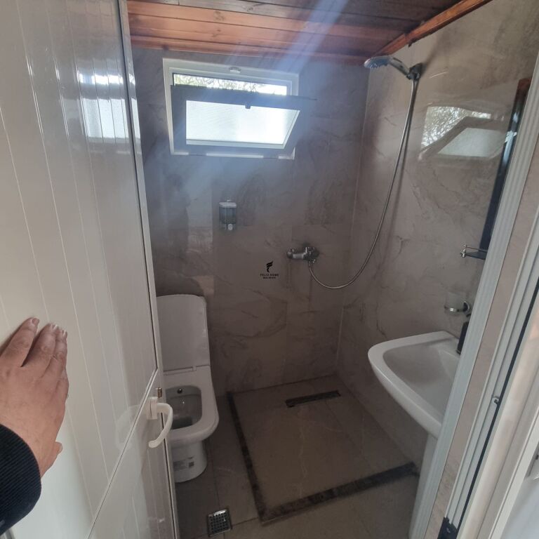 GARSONIERE ME QERA 40M2 MINE PEZA 36.000 LEKE FH-96618
