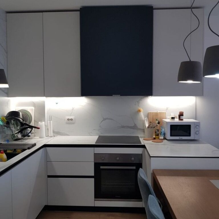 Jepet apartament 2+1+2 me qira tek Kompleksi Fiori di Bosco , Rruga Don Bosko , Laprake .