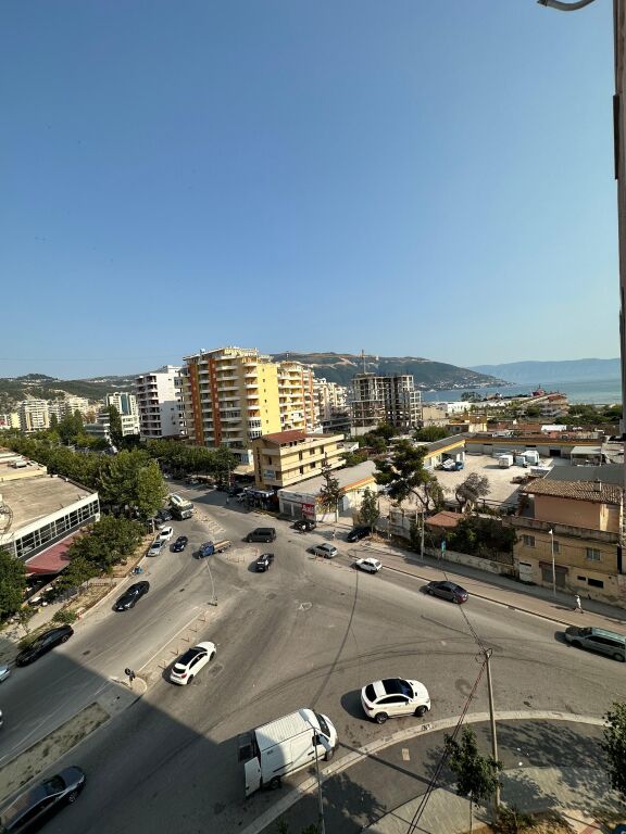 APARTAMENT 2+1 ME QERA AFATGJATE - RRUGA GJERGJ KASTRIOTI, VLORE