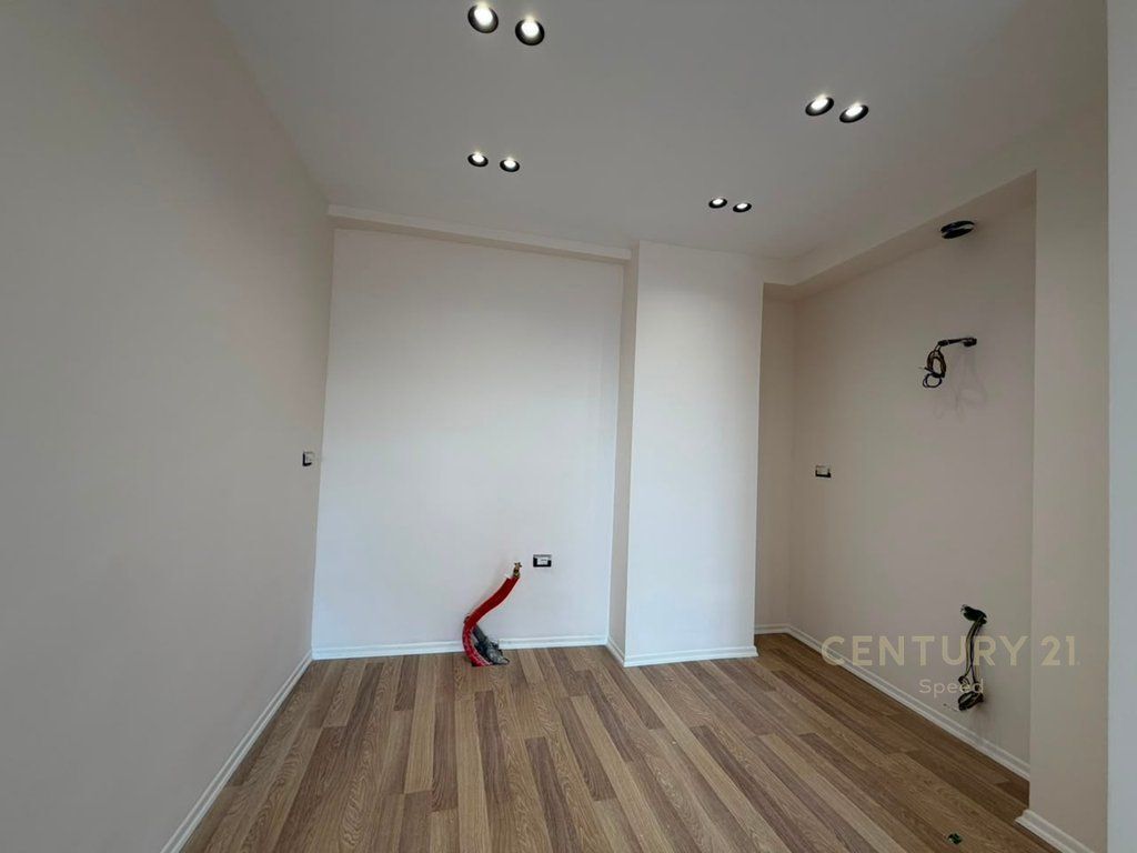 Apartament 2+1 për shitje në Astir!
