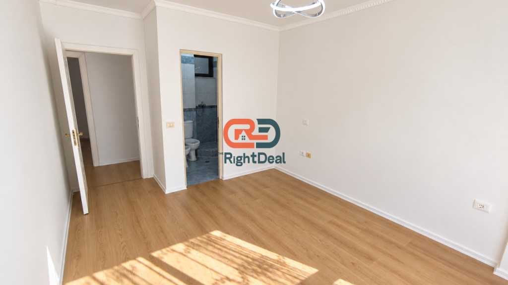 Ne Fresk, Shitet Apartament 2+1+2, I Sapo Investuar !!!