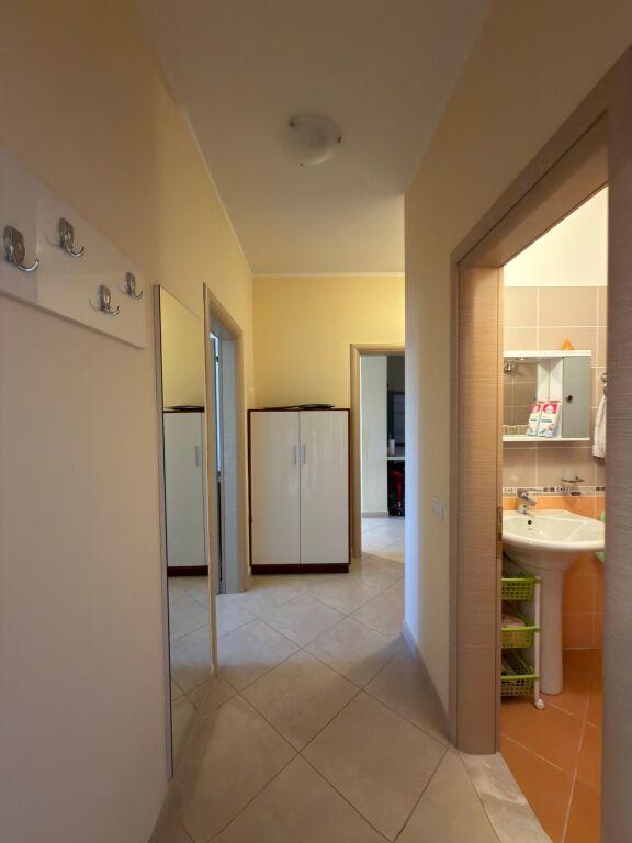 APARTAMENT 2+1+2WC ME PAMJE DETI ME QERA AFATGJATE - UJI I FTOHTE, MARINA BAY, VLORE