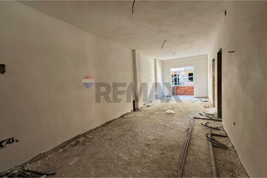 Apartament 1+1 për shitje në Golem