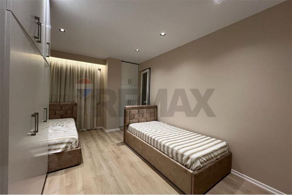 Apartament 2+1+2, me qira tek Grand Gallery
