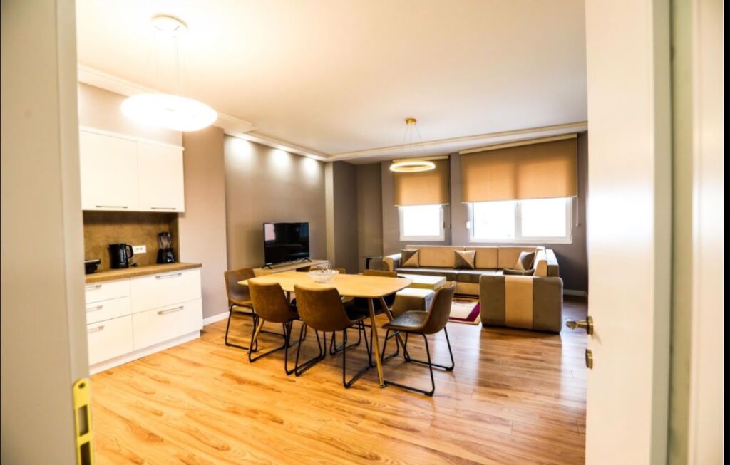 🏡 AFFITTO Appartamento 2+1 Con 2 Bagni 📍 Centro, Vicino a Toptani ✨