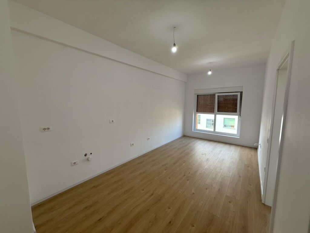 🏡 AFFITTASI APPARTAMENTO 1+1  📍 Indirizzo: Ali Demi, Complesso Kadiu