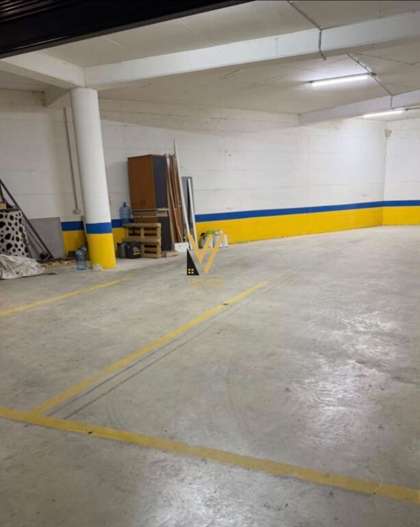 JEPET MAGAZINE 140 M2 ME QIRA TEK ISH-FUSHA E AVIACIONIT 90.000 LEKE