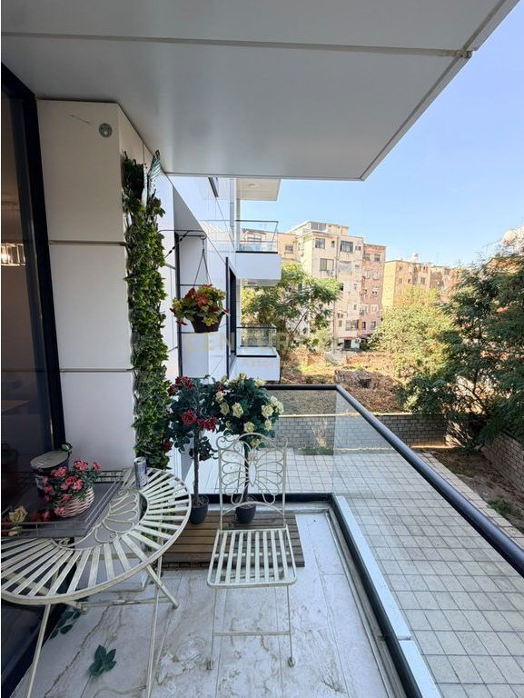 Appartamento 2+1 Smart Home in affitto - Via Naim Frashëri, vicino a Via delle Ambasciate