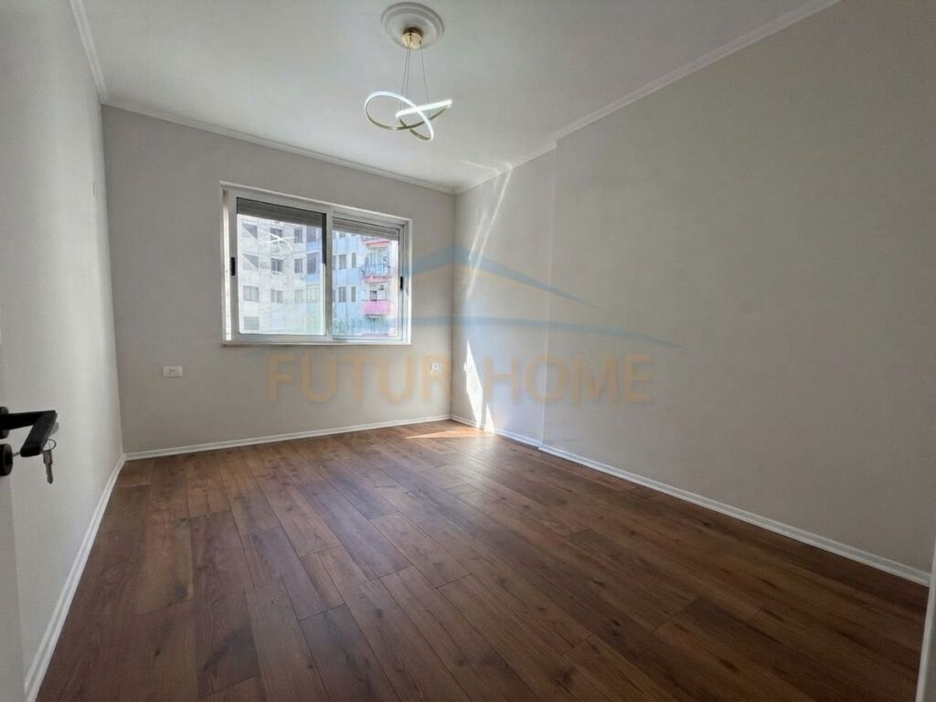 Shitet, Apartament 1+1, Yzberisht