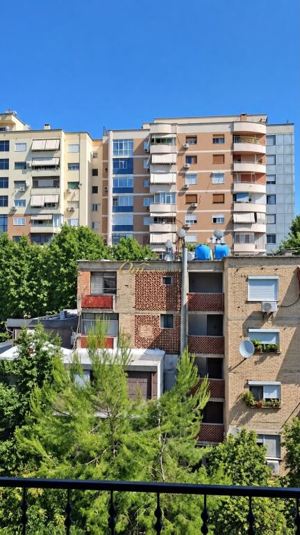 BULEVARDI ZOGU I PARE APARTAMENT PER SHITJE 2+1