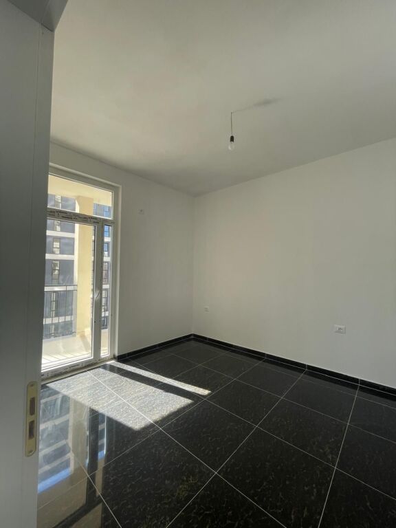 Shitet Apartament 1+1 – Altura Trade Center
