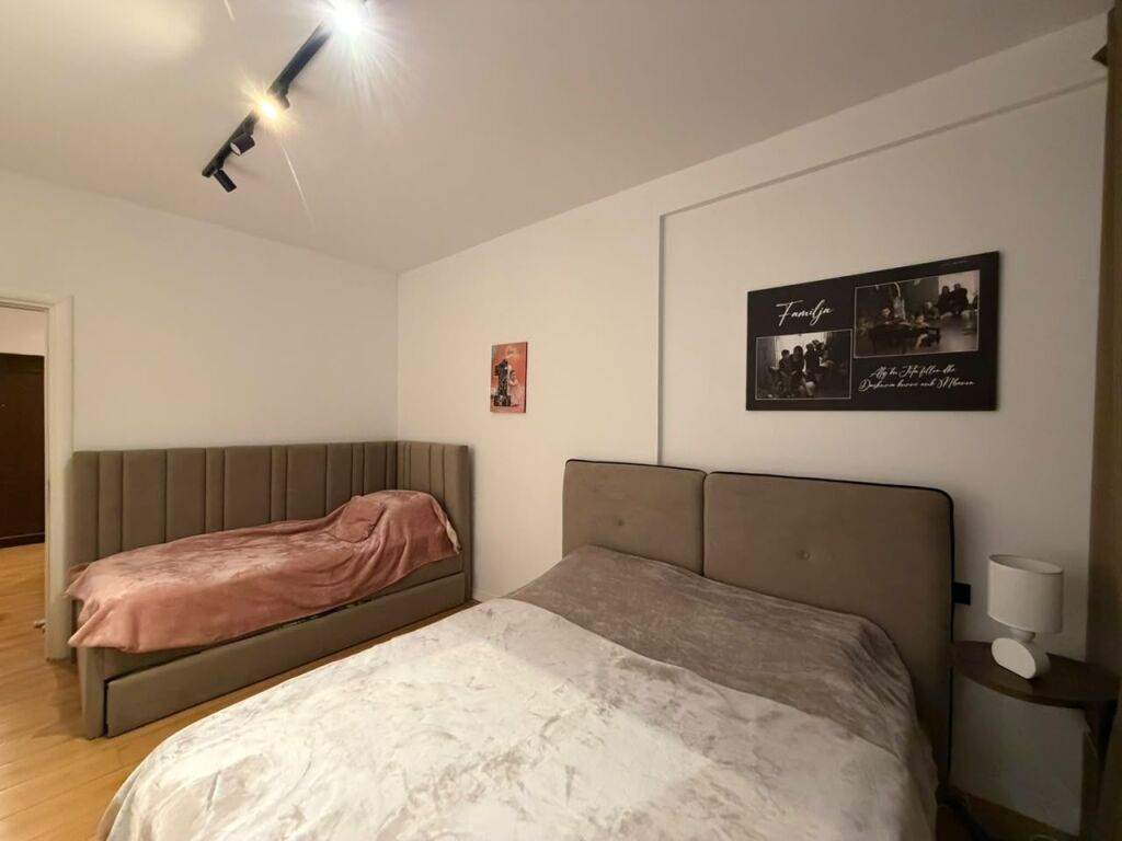 Appartamento 1+1 in vendita a Vila L ad Astir.